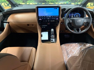 TOYOTA VELLFIRE - 2