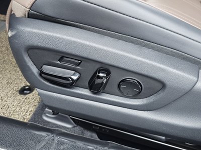 صورة مصغرة 31 لـ 2025 Lexus ES