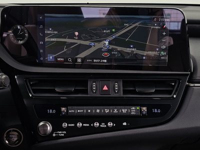 صورة مصغرة 20 لـ 2025 Lexus ES