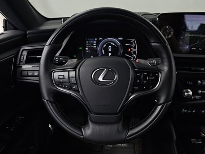 صورة مصغرة 19 لـ 2025 Lexus ES