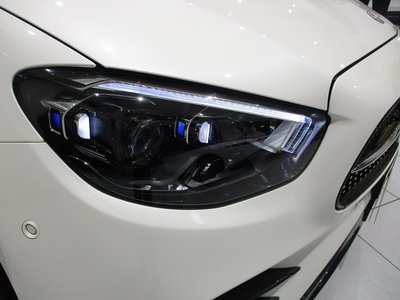 MERCEDES-BENZ E-CLASS - 3