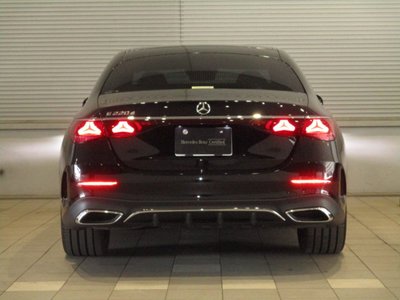 MERCEDES-BENZ E-CLASS - 5