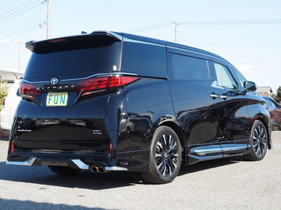 TOYOTA ALPHARD - 5