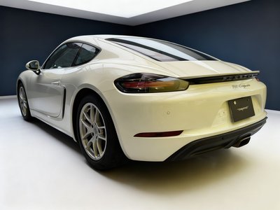 صورة 8 لـ 2020 Porsche 718