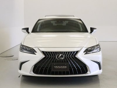 2025 Lexus ES — фото 2