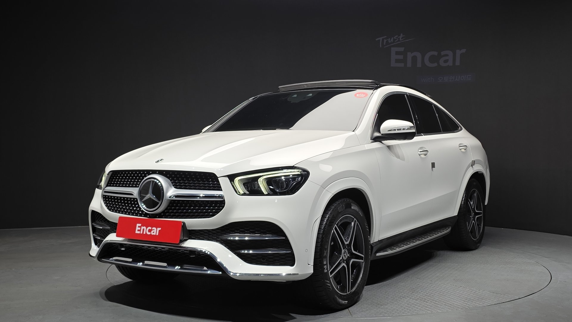 MERCEDES-BENZ GLE - View 1