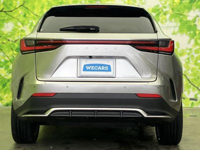 صورة مصغرة 43 لـ 2022 Lexus NX