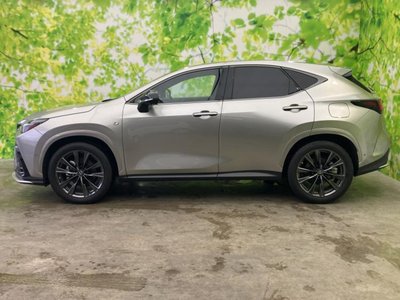 صورة 2 لـ 2022 Lexus NX