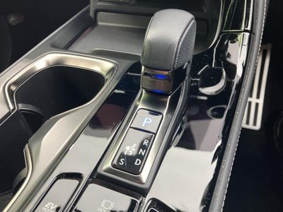 صورة مصغرة 17 لـ 2022 Lexus NX