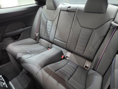 2025 BMW 4 SERIES — миниатюра 11