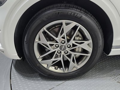 2023 Genesis GV70 photo 6