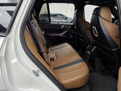 2024 BMW X5 M 缩略图 18