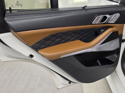 2024 BMW X5 M 缩略图 15