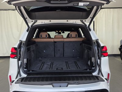 2024 BMW X5 M 缩略图 26