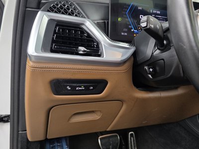 2024 BMW X5 M 缩略图 22