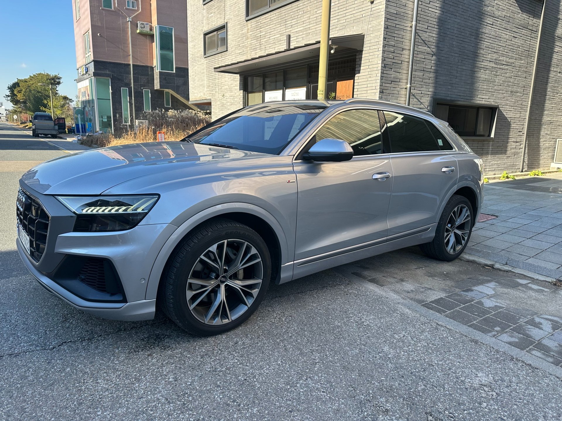 AUDI Q8 - View 1