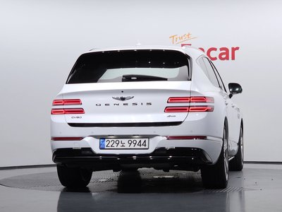 صورة 4 لـ 2023 Genesis GV80