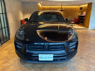 صورة 3 لـ 2023 Porsche MACAN