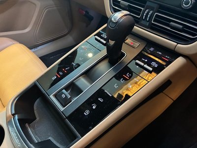 صورة مصغرة 24 لـ 2023 Porsche MACAN