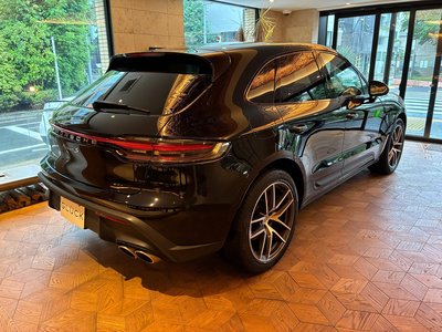 صورة 8 لـ 2023 Porsche MACAN