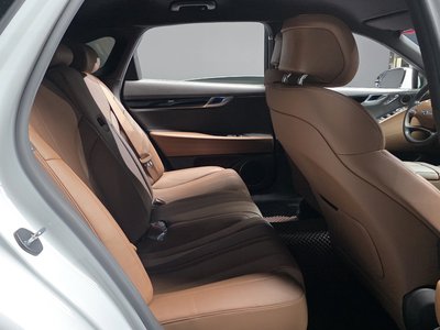 2023 Genesis G80 (RG3) — миниатюра 17