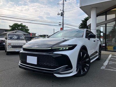 TOYOTA CROWN CROSSOVER