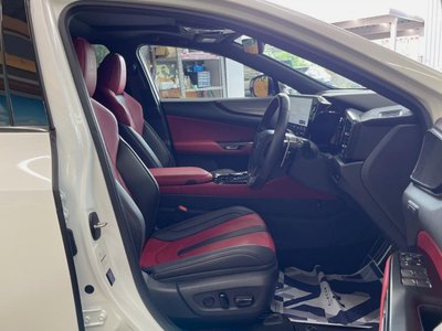 صورة مصغرة 31 لـ 2023 Lexus NX