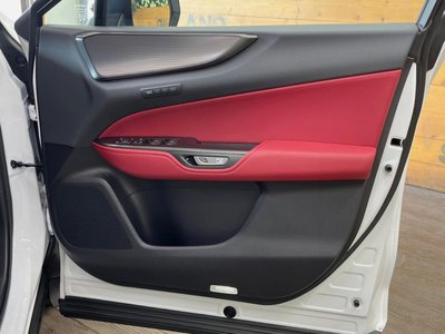صورة مصغرة 28 لـ 2023 Lexus NX