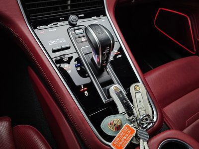 PORSCHE PANAMERA - 9