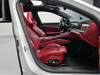 PORSCHE PANAMERA - 10