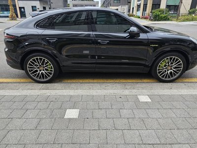 PORSCHE CAYENNE - 5