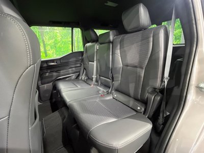 TOYOTA LAND CRUISER 250 - 9