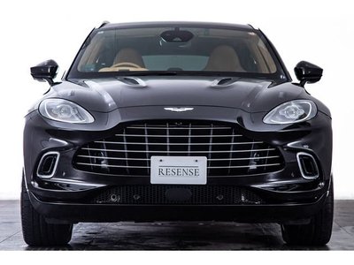 ASTON MARTIN DBX - 5