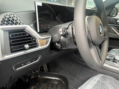 BMW X7 - 10