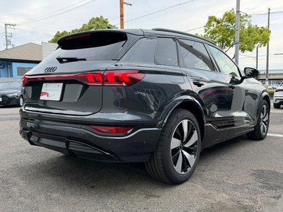 صورة 8 لـ 2025 AUDI Q6 E-TRON