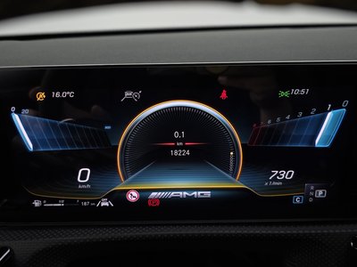 MERCEDES-BENZ CLA - 8