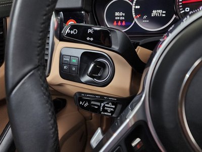 2022 Porsche CAYENNE — миниатюра 16