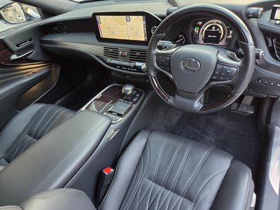 LEXUS LS - 4