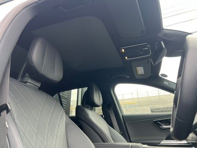 MERCEDES-BENZ E-CLASS - 10