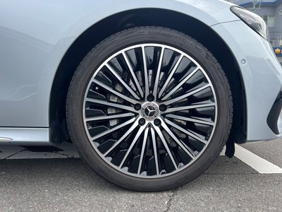 MERCEDES-BENZ E-CLASS - 6