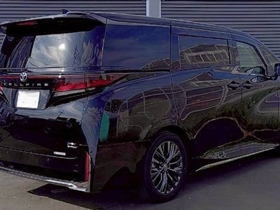 2025 Toyota VELLFIRE — фото 2