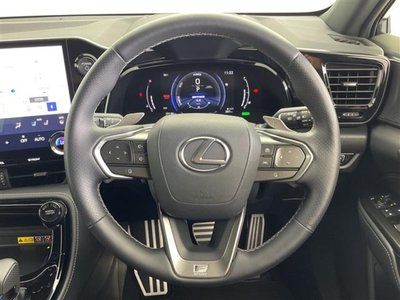 صورة 10 لـ 2025 Lexus NX