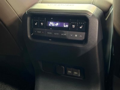 صورة مصغرة 74 لـ 2024 Toyota LAND CRUISER 250