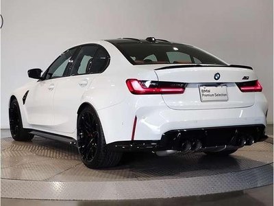 2025 BMW M3 photo 2