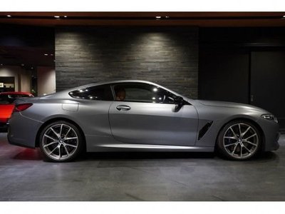 BMW 8 SERIES - 7
