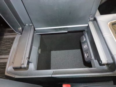 2023 TOYOTA ALPHARD 缩略图 32
