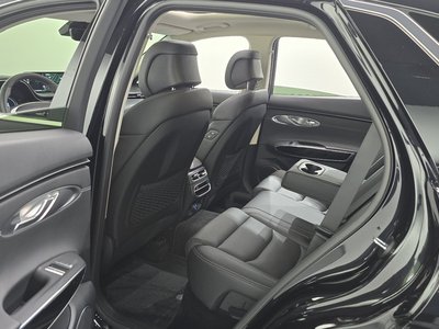 2023 Genesis GV70 — миниатюра 18
