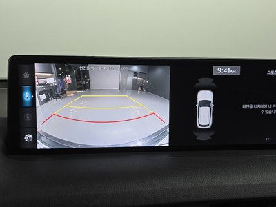 2023 Genesis GV70 — миниатюра 21