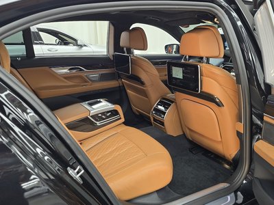 2021 BMW 7 SERIES — миниатюра 17