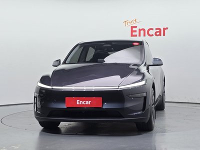 TESLA MODEL Y - 2